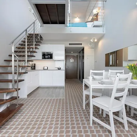 Apartment Deluxe Marine Seaview By Jantar *