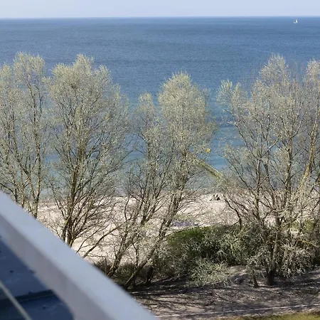 Deluxe Marine Seaview By Jantar Apartment